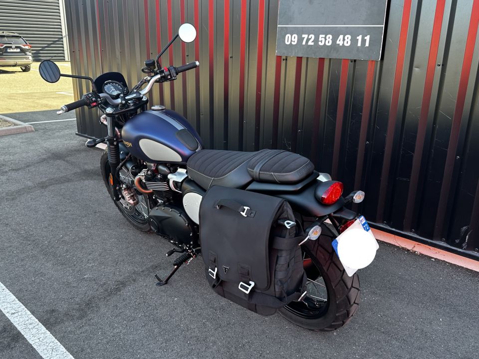 TRIUMPH STREET SCRAMBLER  900 4