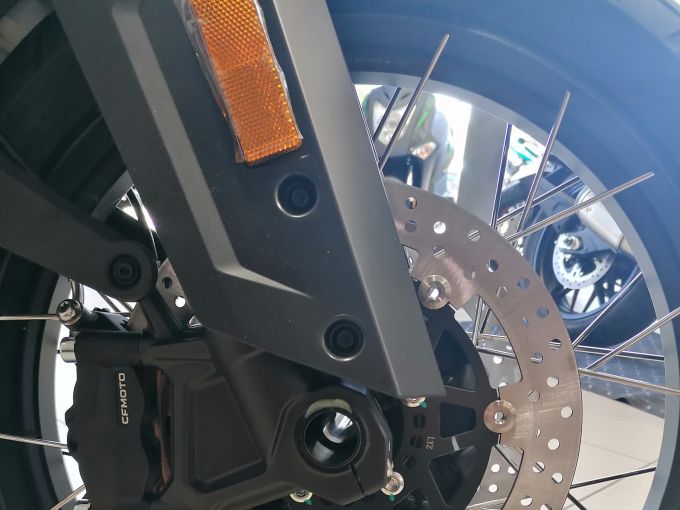 CF MOTO 700 MT 4