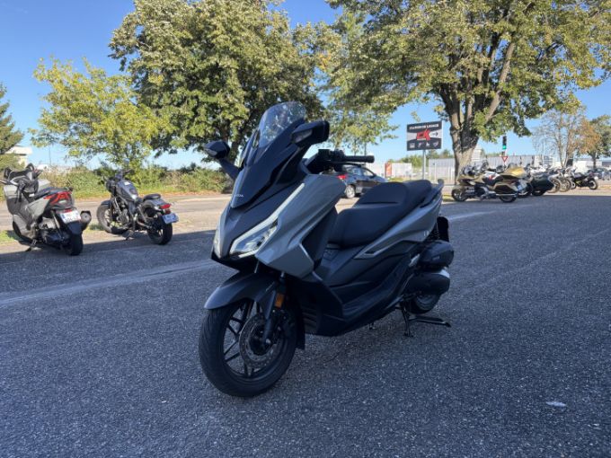 HONDA FORZA 125 ABS 4