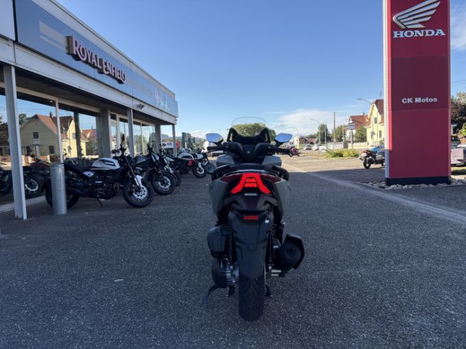HONDA FORZA 125 ABS 4