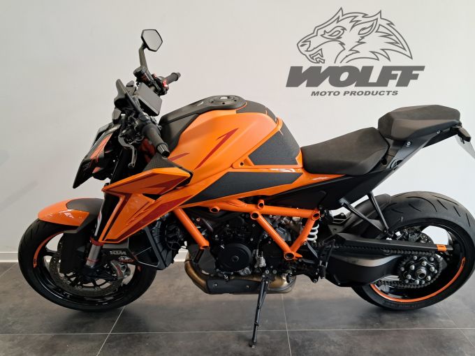 KTM 1390 SUPER DUKE R 4