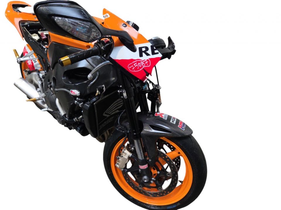 HONDA CBR 1000 RR REPSOL 4
