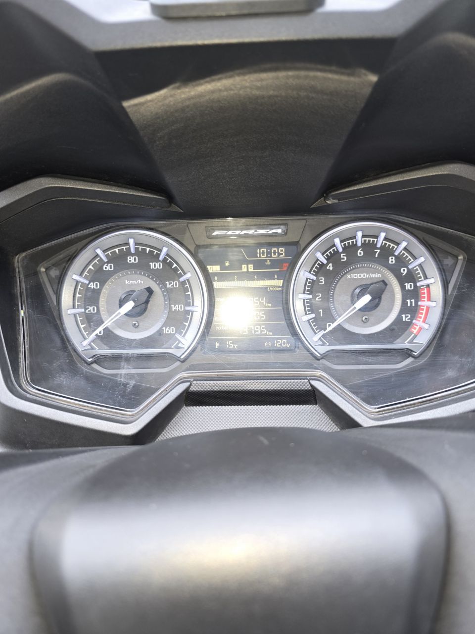 HONDA NSS FORZA  125AD 4