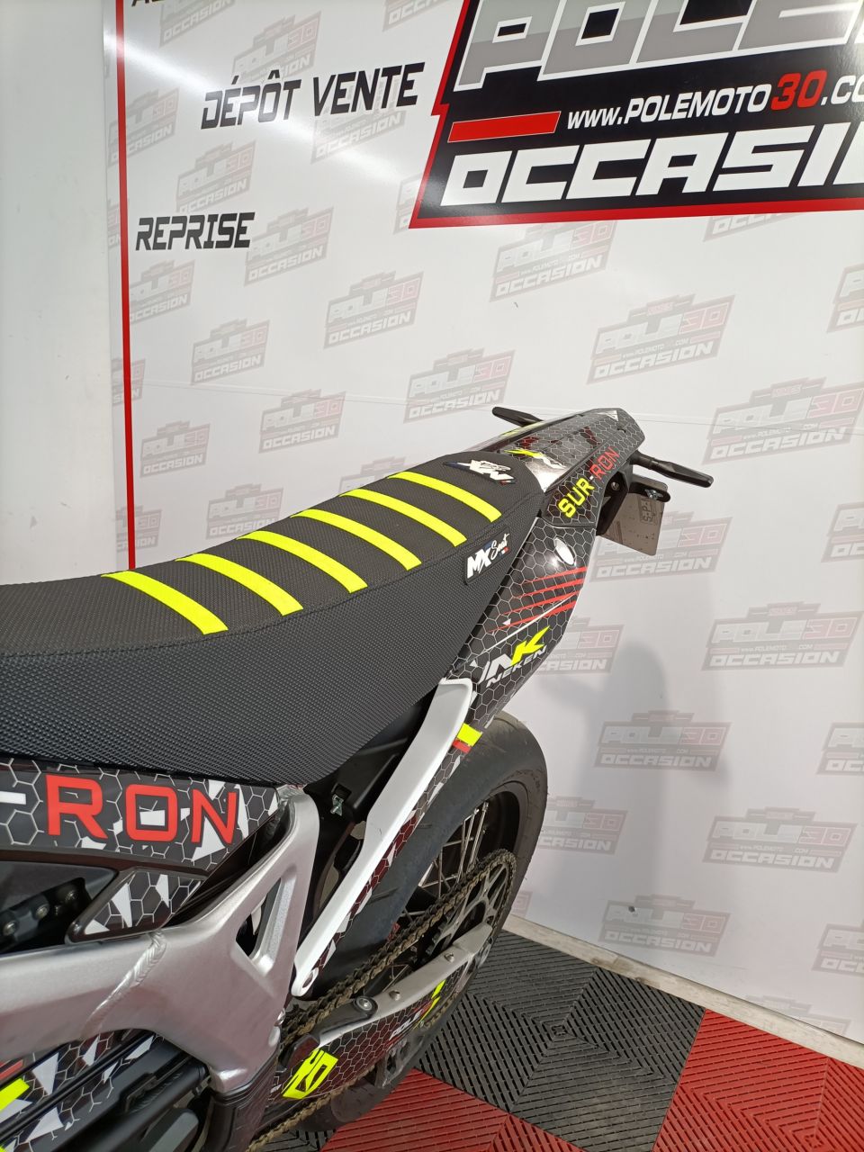 SUR-RON STORM BEE ENDURO/SUPER MOTARD 4