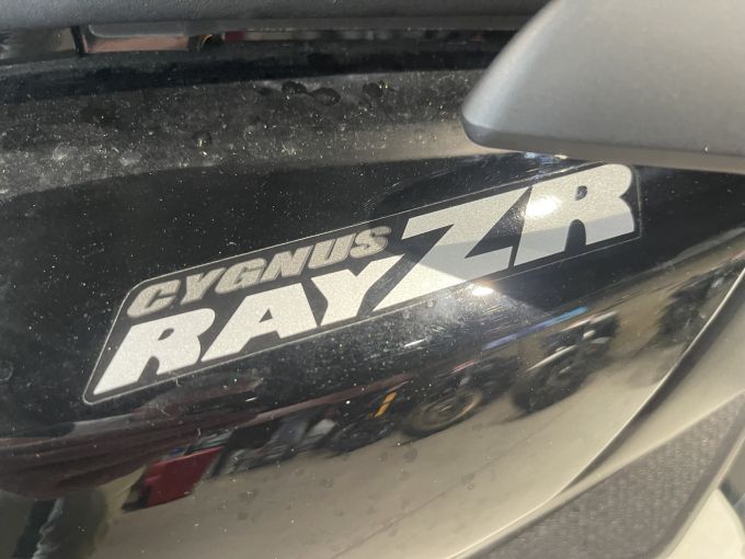 YAMAHA RayZR 125 4