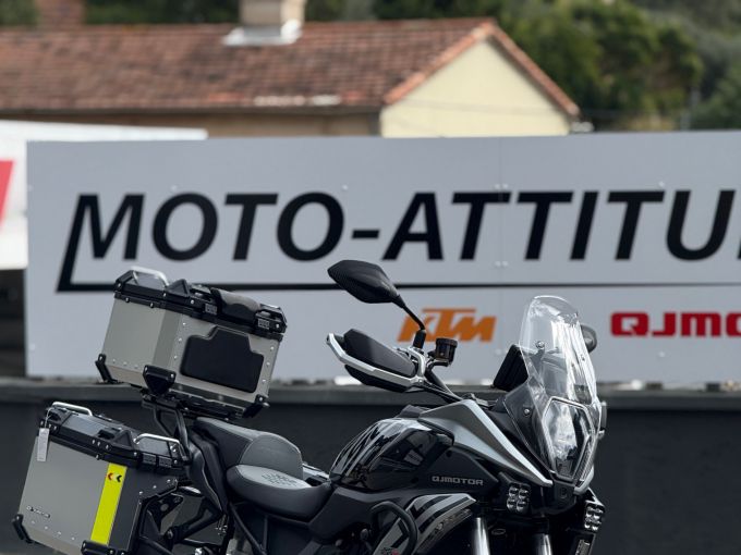 QJ MOTOR SRT 600 SX Touring 4