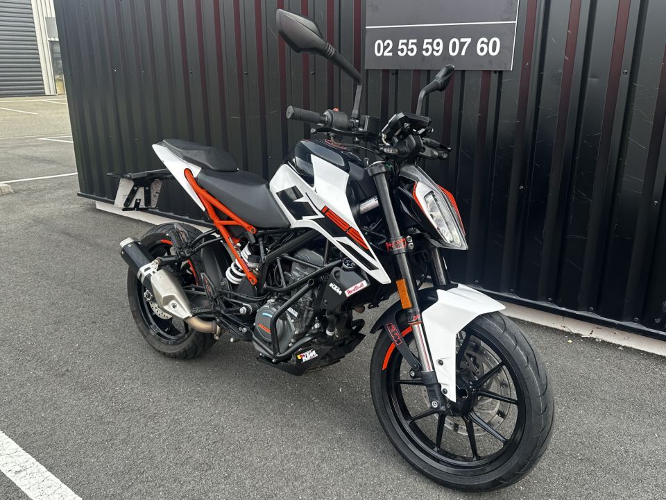 KTM 125 DUKE 4