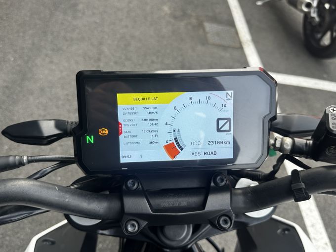 KTM 125 DUKE 4