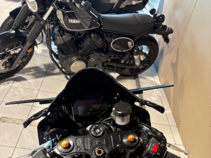 YAMAHA YZF-R7 35KW 4