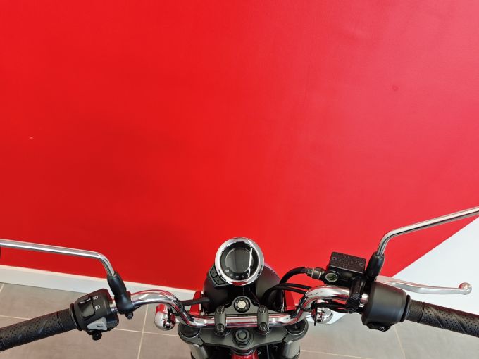 HONDA DAX ST 4