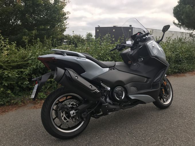 YAMAHA XP T-MAX 560 TECH MAX 4