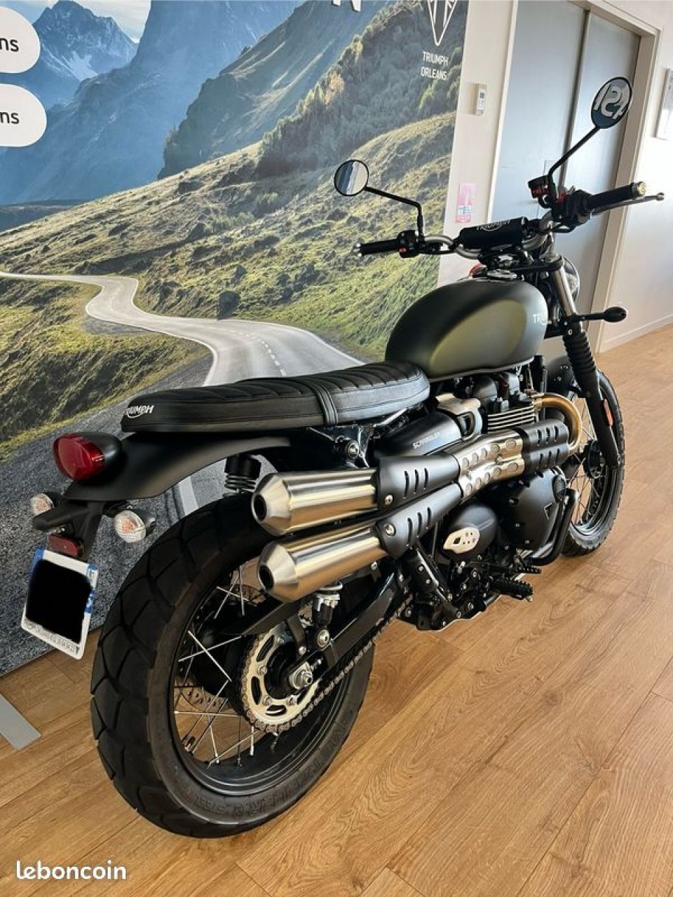 TRIUMPH STREET SCRAMBLER  900 4