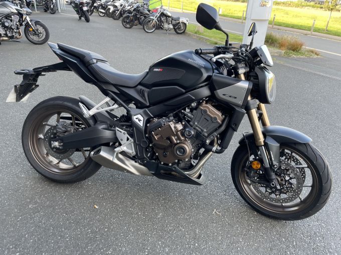 HONDA CB 650 RA 4