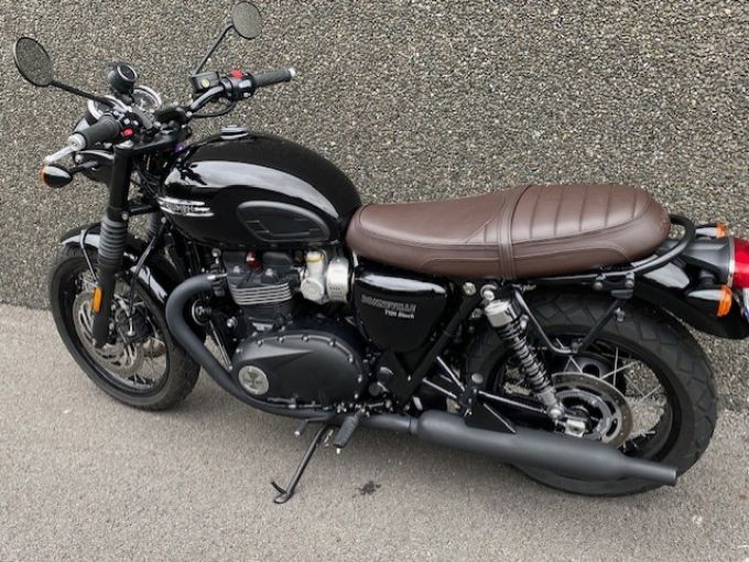 TRIUMPH Bonneville T120 Black 4