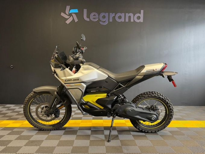 CAN-AM ORIGIN 4