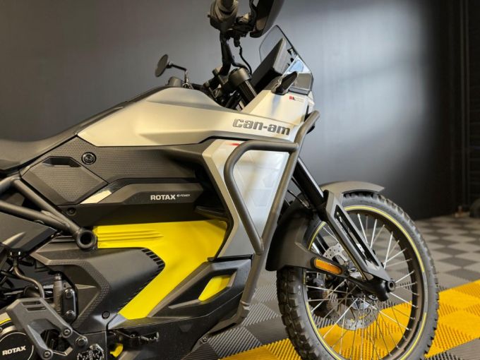 CAN-AM ORIGIN 4
