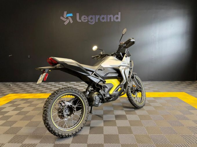 CAN-AM ORIGIN 4