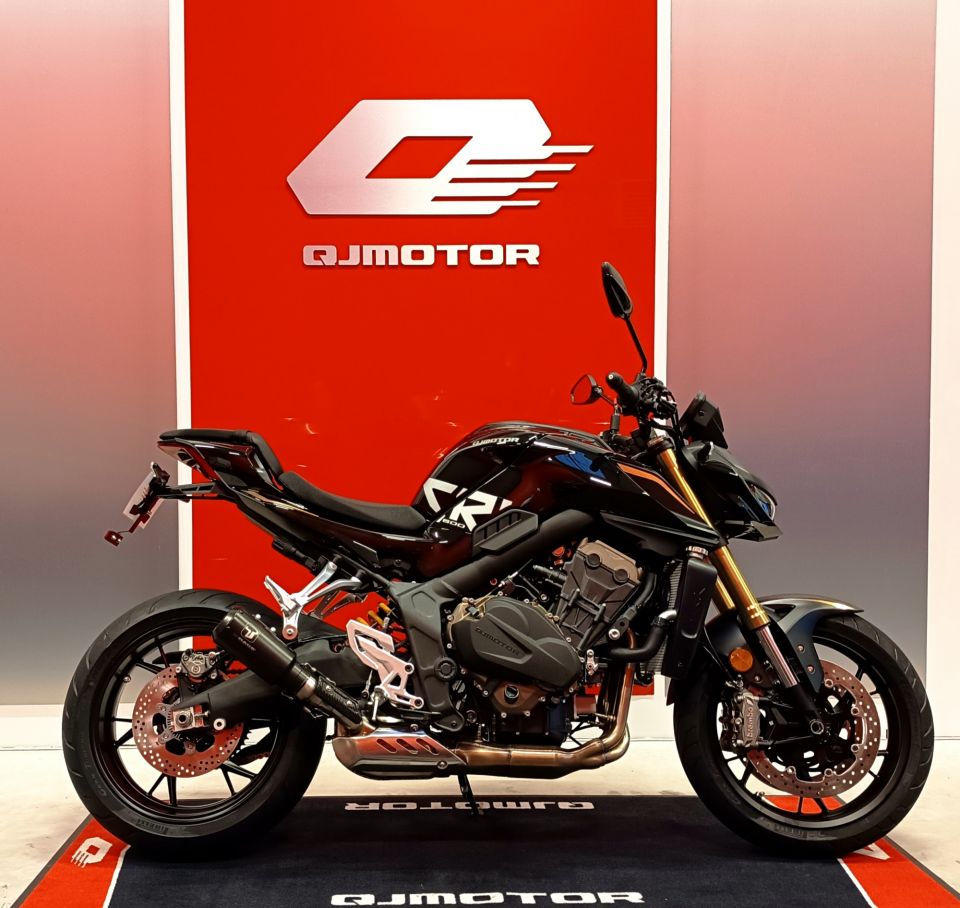QJ MOTOR SRK 800 4