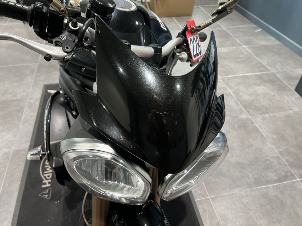 TRIUMPH SPEED TRIPLE 1050 4
