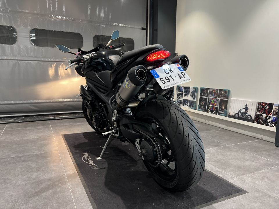 TRIUMPH SPEED TRIPLE 1050 4