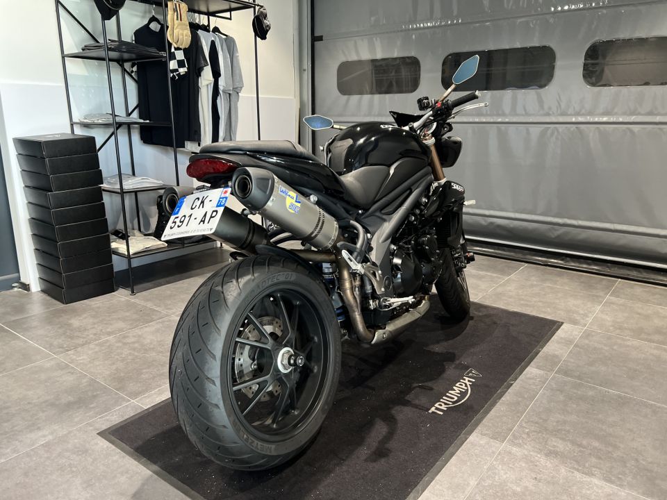 TRIUMPH SPEED TRIPLE 1050 4