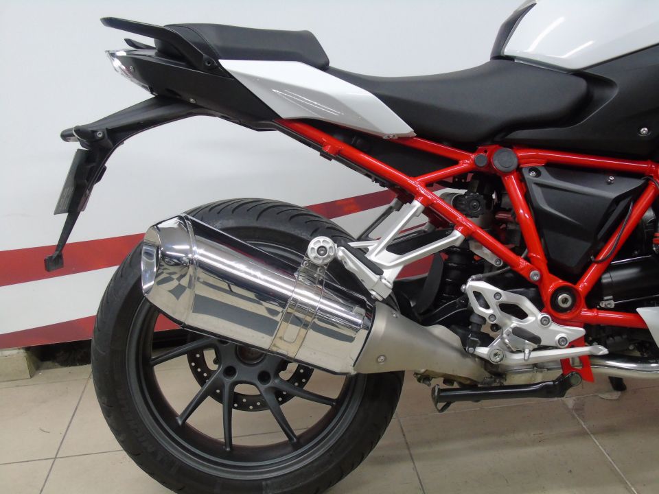 BMW R 1200 R  ABS 4