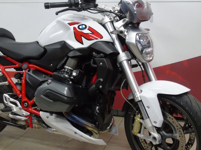 BMW R 1200 R  ABS 4