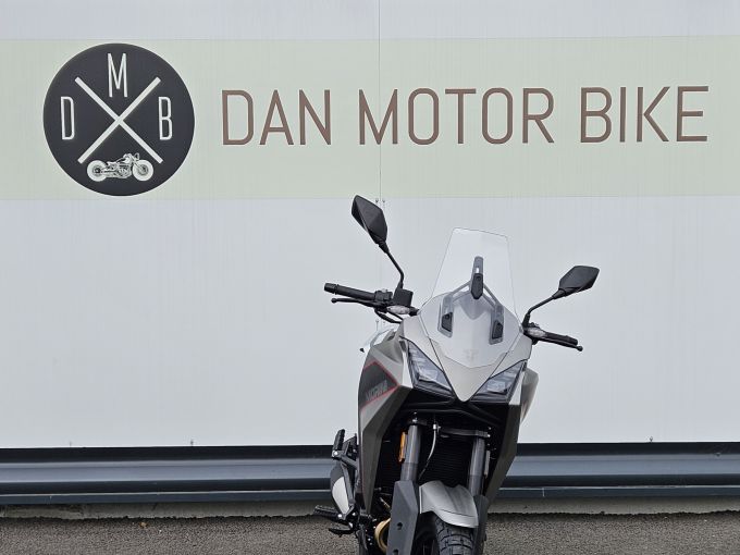 MOTO MORINI X-cape 650 4