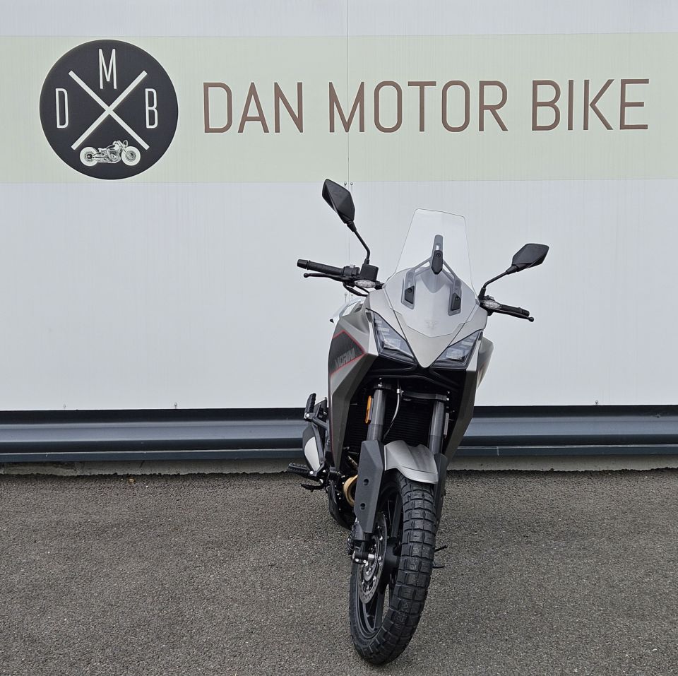 MOTO MORINI X-cape 650 4