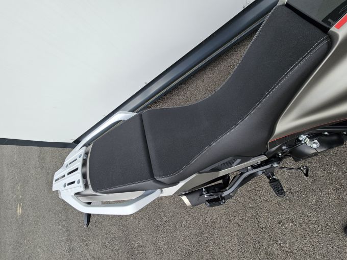 MOTO MORINI X-cape 650 4