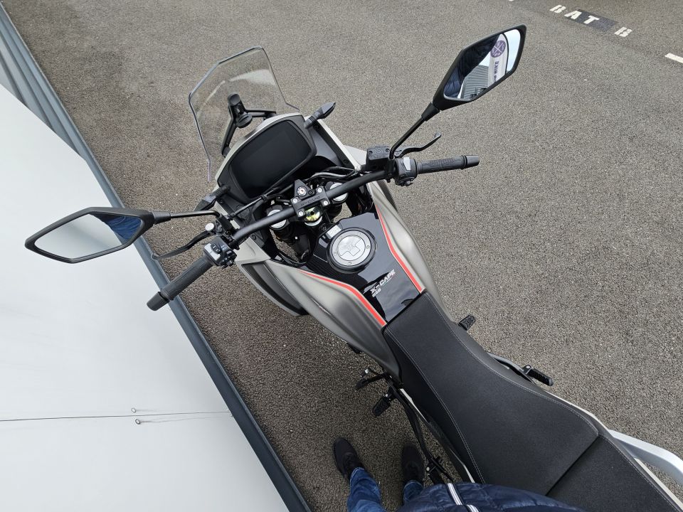 MOTO MORINI X-cape 650 4