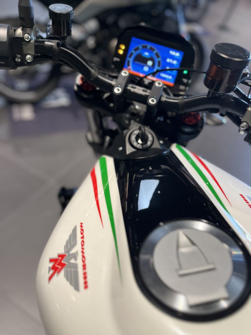 MOTO MORINI CORSARO 1200 4