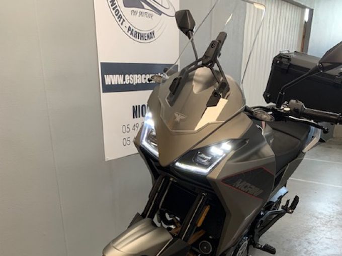 MOTO MORINI X-cape 650 4