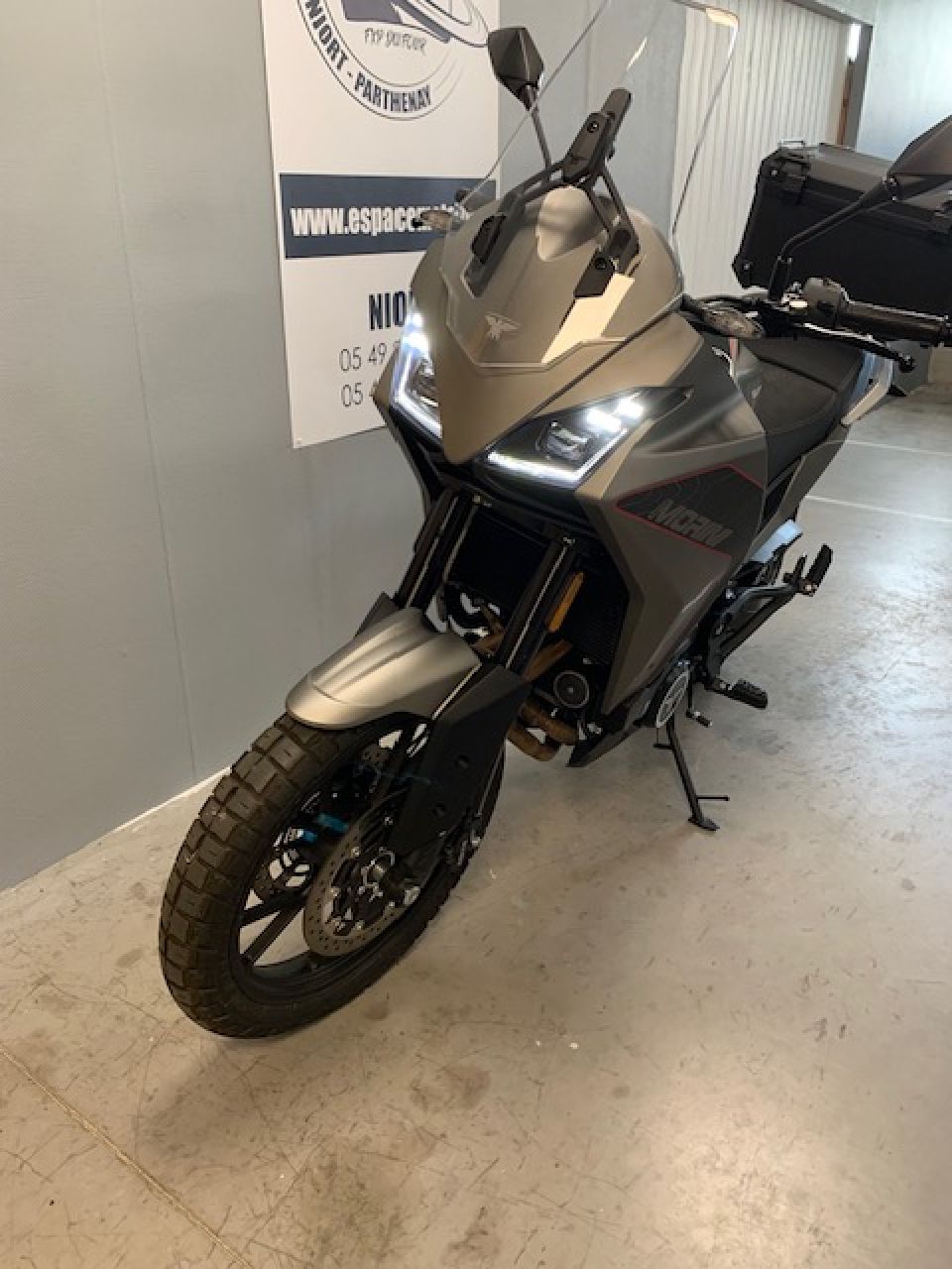 MOTO MORINI X-cape 650 4