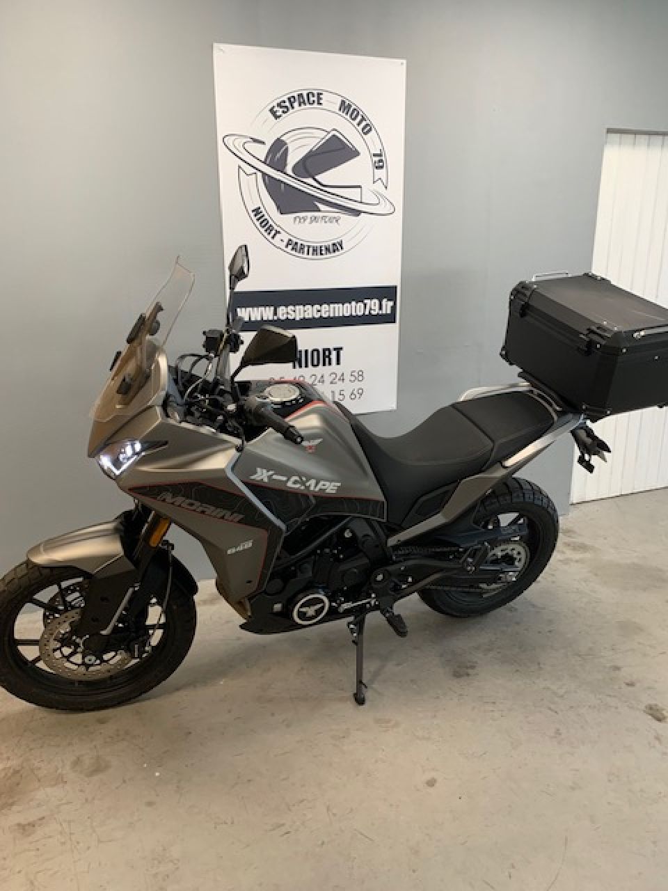 MOTO MORINI X-cape 650 4