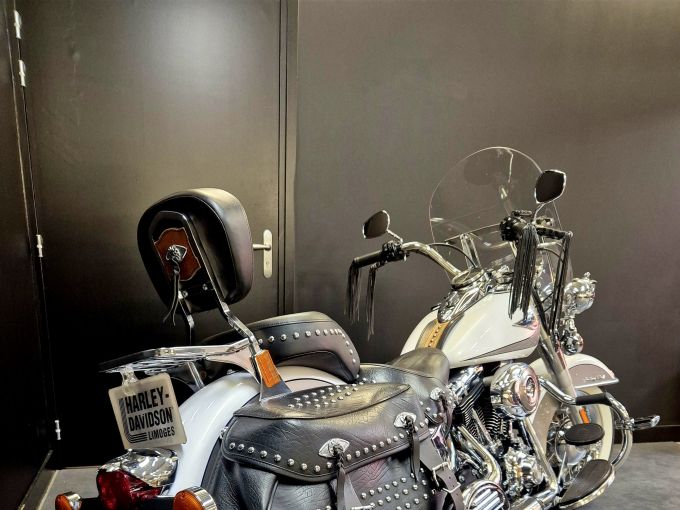 HARLEY-DAVIDSON SOFTAIL HERITAGE 1584 CLASSIC 4