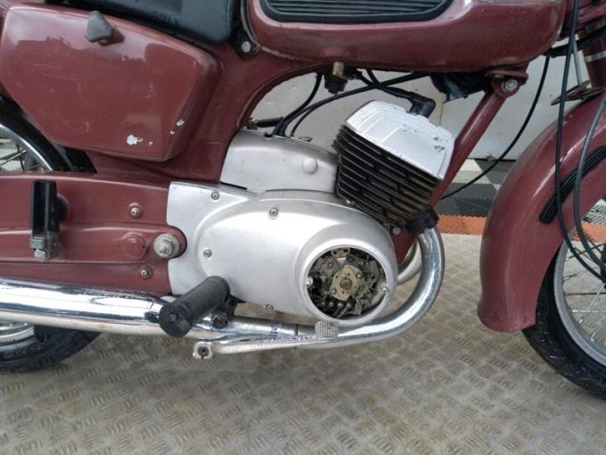 YAMAHA YD3 250 4