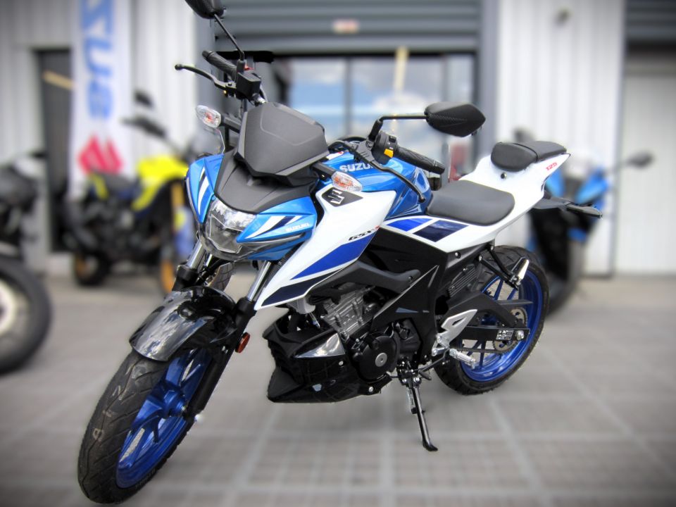 SUZUKI GSX-S 125 ABS 4