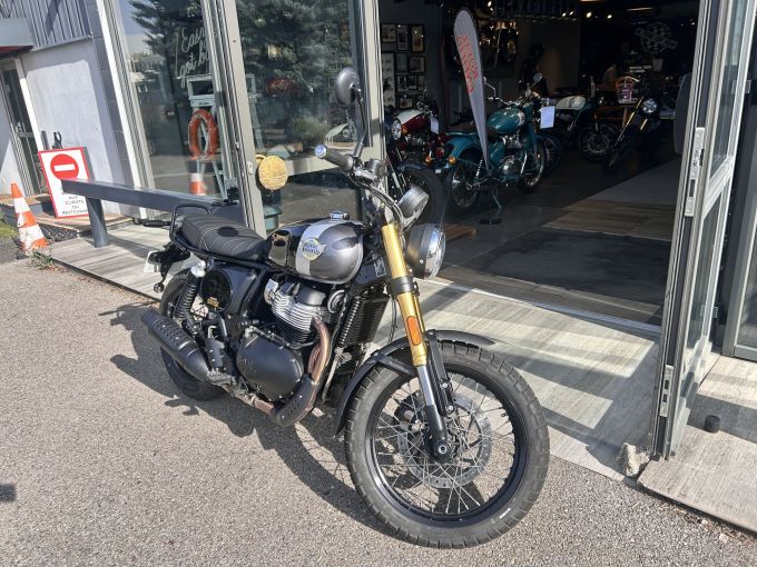 ROYAL ENFIELD BEAR 650 4