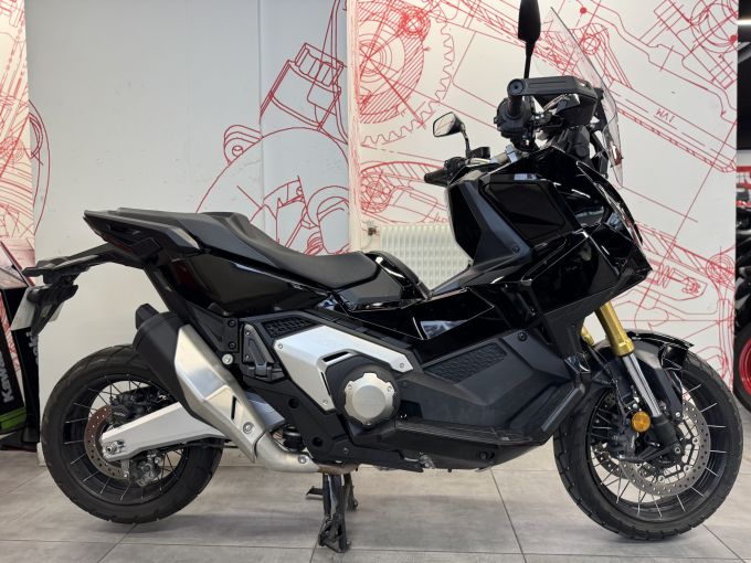 HONDA X-ADV 4