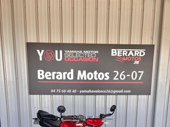 YAMAHA FZ 1000 4