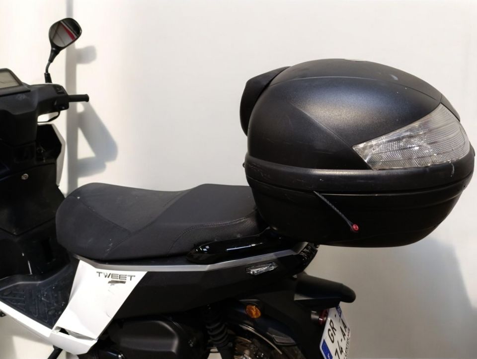 PEUGEOT TWEET 125 4