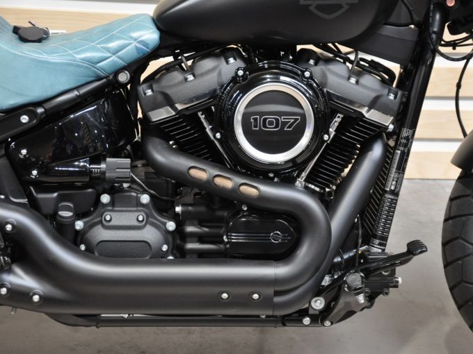 HARLEY-DAVIDSON SOFTAIL FAT BOB 1745 4
