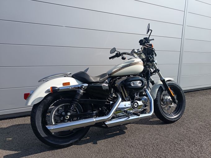 HARLEY-DAVIDSON SPORTSTER CUSTOM 1200 4