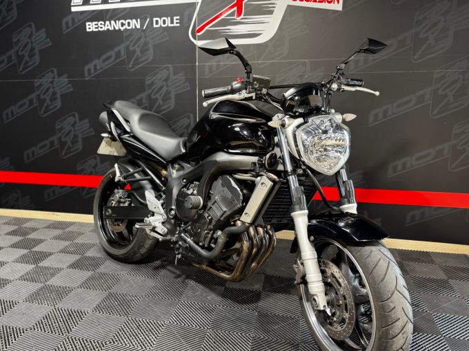 YAMAHA FZ6 (98CV) 4