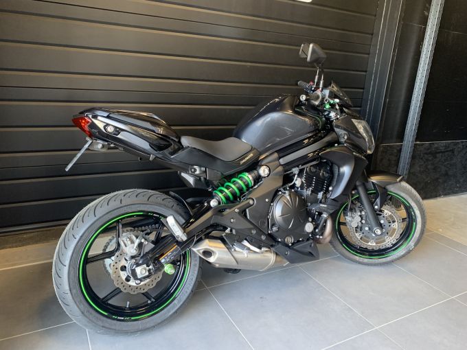 KAWASAKI ER-6 (47.5CV) 4