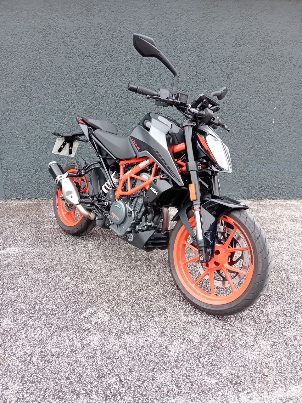 KTM 390 DUKE 4
