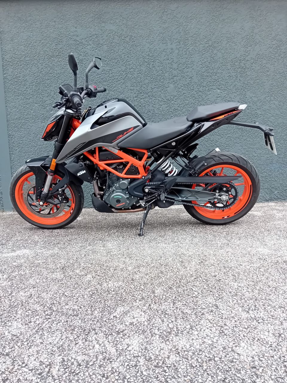 KTM 390 DUKE 4