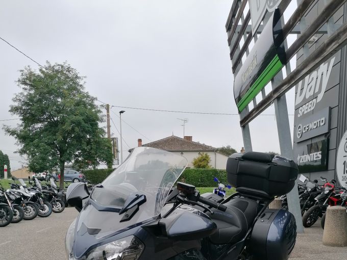 KAWASAKI GTR 1400 4