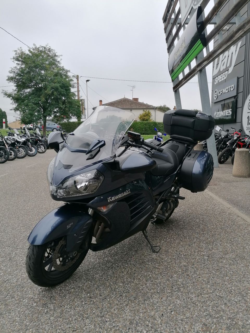 KAWASAKI GTR 1400 4